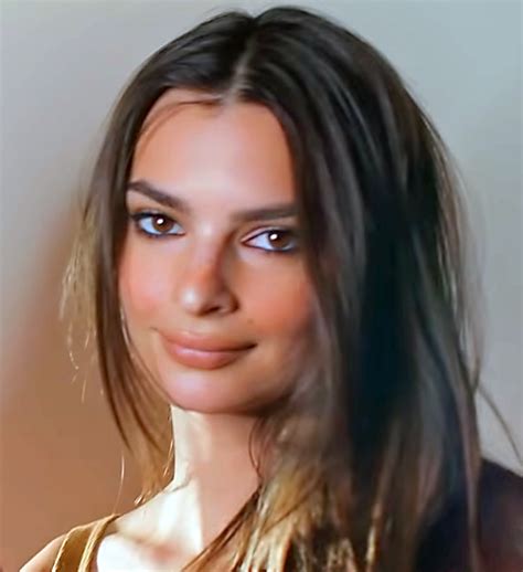 wikipedia emily ratajkowski